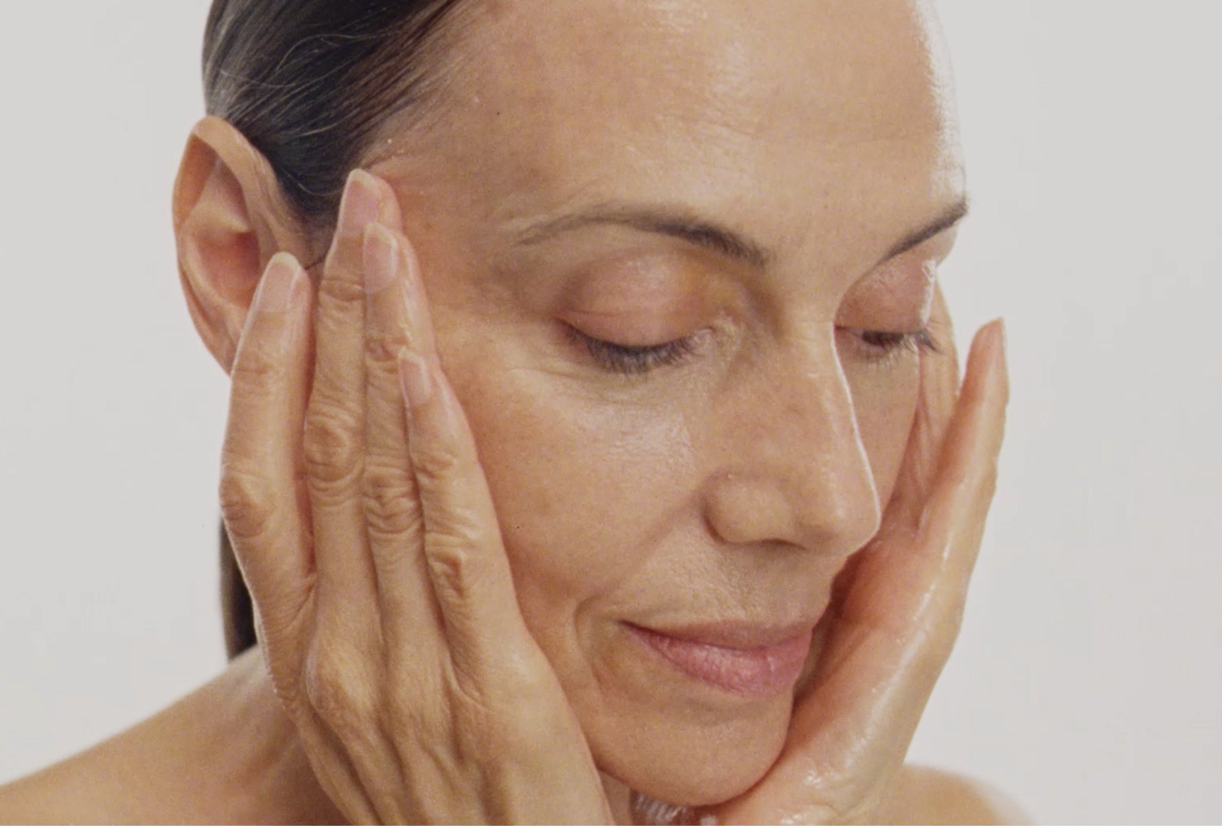 Understanding collagen—the skin's architect 
